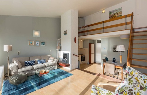 Nieuwvliet House | Comfortable holiday home just 150 metres from the beach