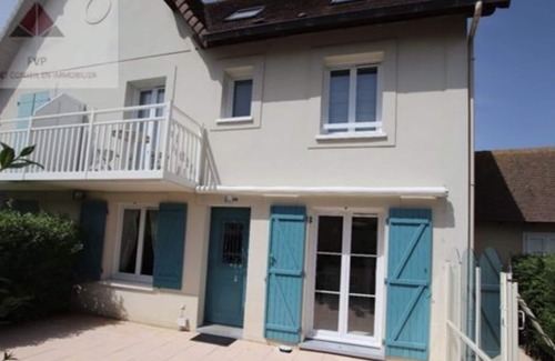 Port Guillaume House | Comfortable house ideally located 50 m from the pool and 300 m from the beach