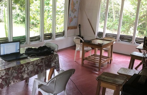 Moore Town Apartment | Comfortable Island Retreat, great spot 2 explore the area close to Long BayBeach