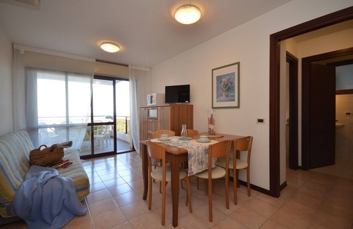 Lignano Sabbiadoro Apartment | Comfortable two room apartment in the beautiful lagoon area