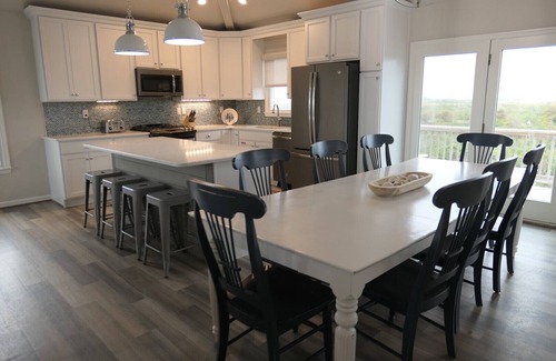 South Nags Head House | Comfortable, Pet Friendly, Private Heated Pool and lots of other amenities!