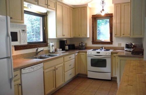 Whitefish Cabin | Comfortable & Spacious Ski-In/Ski-Out Cabin