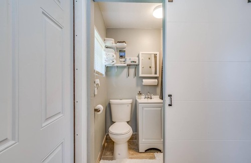 Southwest Apartment | Comfortable studio close to the airport and downtown West Palm Beach and more