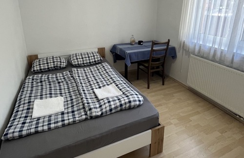 Siska District Apartment | Comfortable Two Bedroom Apartment with Parking