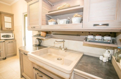 Tar-Vabriga Villa | Comfortable villa Marinela with pool and fenced garden