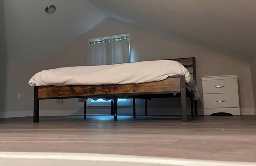 Fairfield Historic District House | Comfortble home away from home.