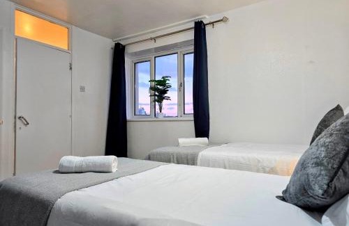 South Bermondsey Apartment | Comfy 3BR flat in the city perfect for long stay