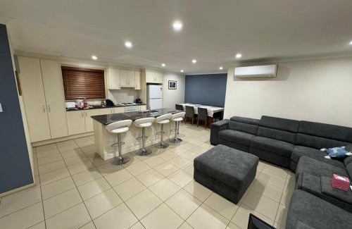 Central Mudgee House | Comfy and relaxing stay - Rest Easy Mudgee Cottage