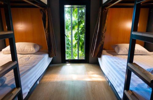 Phra Nakhon Hostel | Comfy Bed Hostel