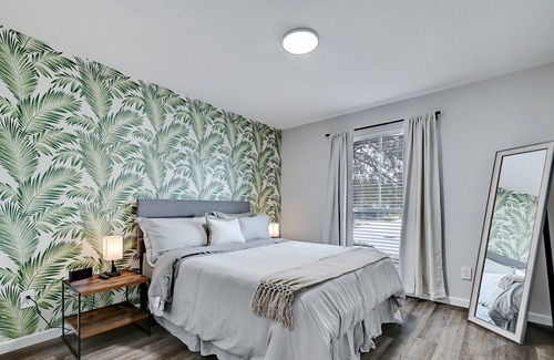 Austin House | Comfy & Classy Boutique Home *Long Term Discounts*