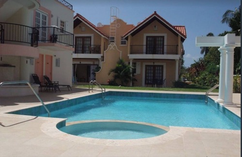 Bridgetown Apartment | Comfy Cozy Studio Apt#9 with Pool on South Coast near Accra Beach