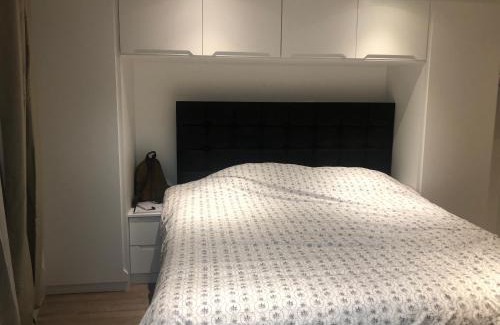 Hacton House | Comfy En-suite King Size room