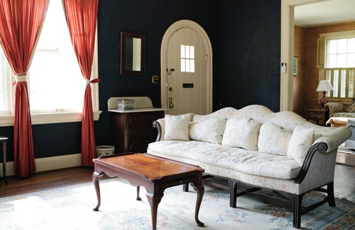 Montgomery House | Comfy Retreat | Close to Riverwalk Stadium