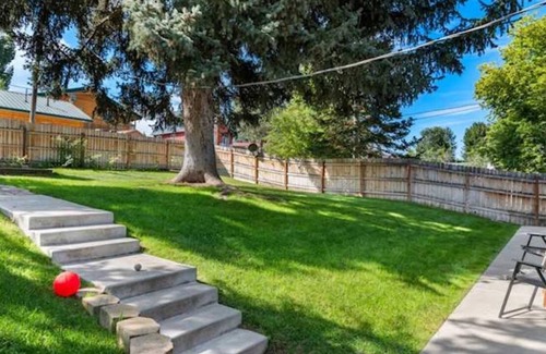 Lava Hot Springs House | Comfy stay in phenomenal Lava Hot Springs.n 5 min walk to hot pools!