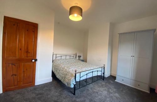 Buxton House | Comfy stone built house in the peak district