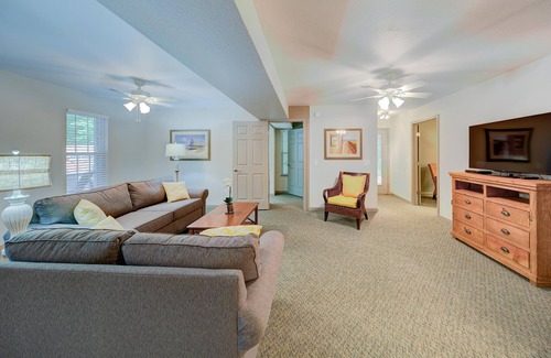 Sea Scape Resort | Comfy Suite w/ Indoor Resort Waterpark & Largest Outdoor Pool in the Outer Banks