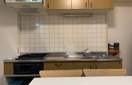 Honmachi Apartment | Compact 2DK apt in west Shinjuku