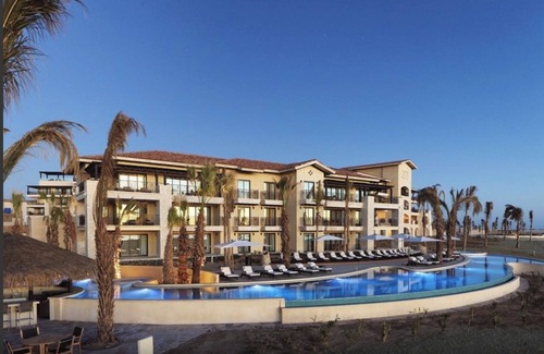 Los Cabos Apartment | Competitive Priced - Gorgeous Penthouse Suite balcony with Optional Ocean View