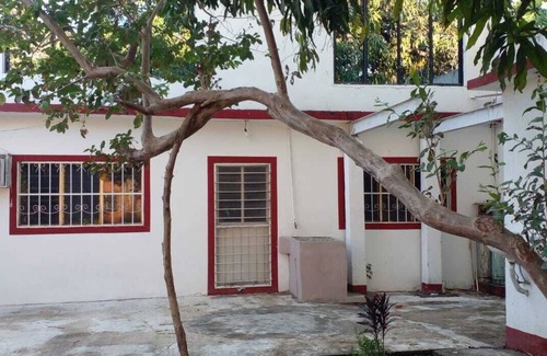 Acapulco House | Complete house with two floors