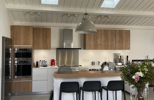 Saint-Pierre-d'Oleron House | Completely renovated old winery in a typical island village
