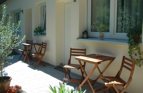 Langwasser Sudwest Apartment | Completely equipped holiday homes with Mediterranean charm