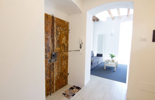 La Spezia Historic Centre Apartment | Completely renovated 66 sqm apartment in the pedestrian area of La Spezia