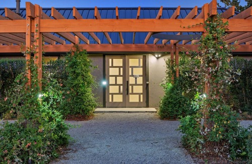 Walla Walla House | Concetta`s Suite - Private 10 Acre Vineyard