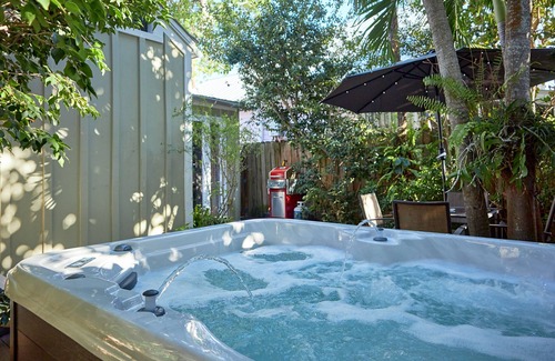 Downtown Cottage | CONCH COTTAGE: Old Town - Hot Tub - 1 Block from Duval - 1BD/1BA RealKeyWest