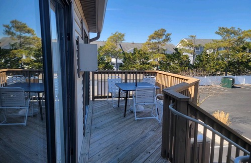 North Ocean City Villa | CONDO 2 Bedrooms & 2 Full Bathrooms - LINENS INCLUDED