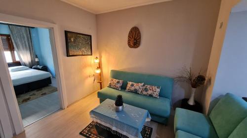 Kusadasi City Centre Apartment | Condo Reina, Kusadasi