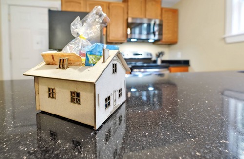 Wilmington Historic District Condo | Condo Riviere Stay Downtown! Walk everywhere!