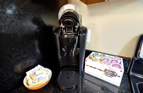 Wilmington Historic District Condo | Condo Riviere Stay Downtown! Walk everywhere!