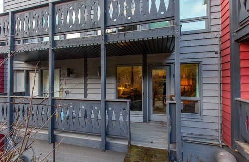Alyeska Apartment | Condo with stunning views near shops and restaurants with immediate ski access