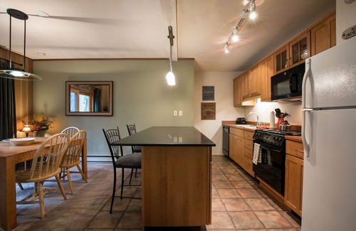 Incline Village Condo | Condo with Summer Pool! (CDL36)