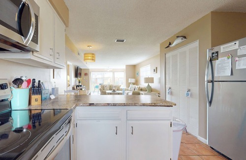 Dauphin Island Condo | Condo with WiFi, boardwalk to beach, Gulf view, pool, & picnic area