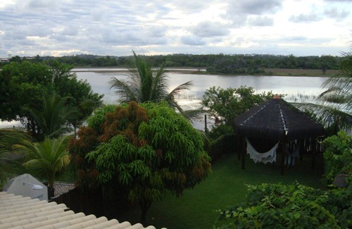 Centro House | Condominium in front of a beautiful Guarajuba beach, 200 meters on foot, with WIFI and SKY