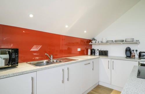 Beckermet Cottage | CONEY GARTH RETREAT, family friendly, with hot tub in Beckermet