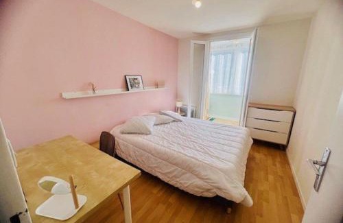 Amelie-les-Bains-Palalda Apartment | Confortable F3 à Amélie-les-Bains avec Parking Facile et WIFI, proche du Centre et des Cures - FR-1-703-187