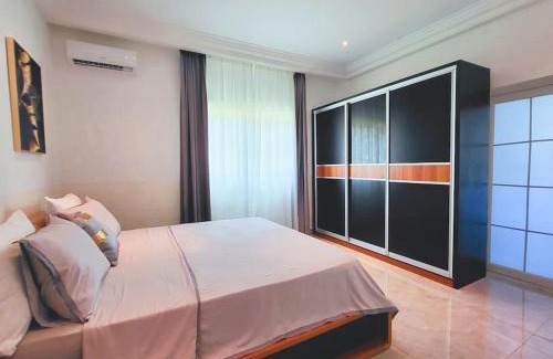 Pointe-Noire Apartment | Confortable Appartement près de la plage - BelAppart Mercure