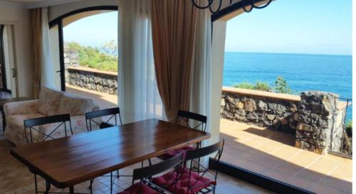 Los Realejos Apartment | Confortable Suite con Vistas al Mar