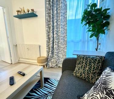 Roubaix Apartment | Confortable T4 Équipé à Roubaix - 200m Métro