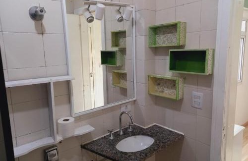 Santa Quiteria Apartment | Conforte, praticidade e muito bem localizado!