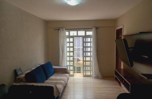Santa Quiteria Apartment | Conforte, praticidade e muito bem localizado!