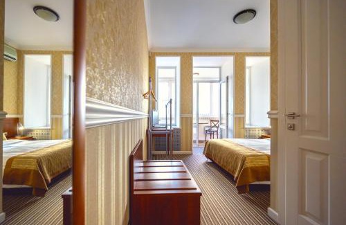 Odessa City Center Hotel | Consul Hotel Консул