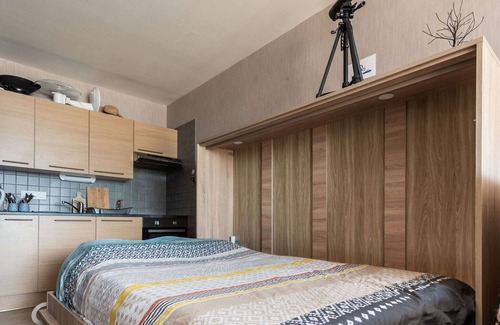 Raversijde Apartment | Contemporary apartment in Oostende with balcony