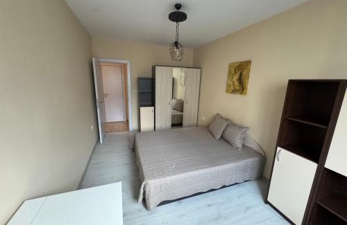 Lozenets Apartment | Contemporary Comfort in Lozenets