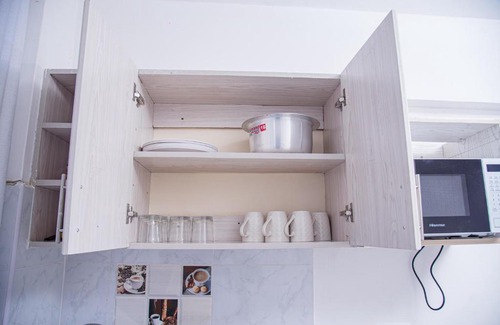 Kawangware Apartment | Contemporary Studio