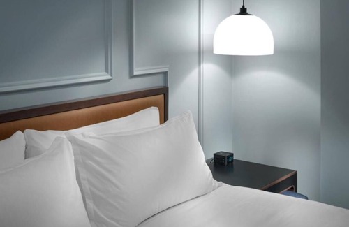 Union Square Hotel | Contemporary Suite in San Francisco, Axiom Hotel, Meta Queen | 2 units