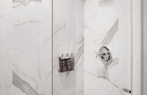 Union Square Hotel | Contemporary Suite in San Francisco, Axiom Hotel, Meta Queen | 2 units