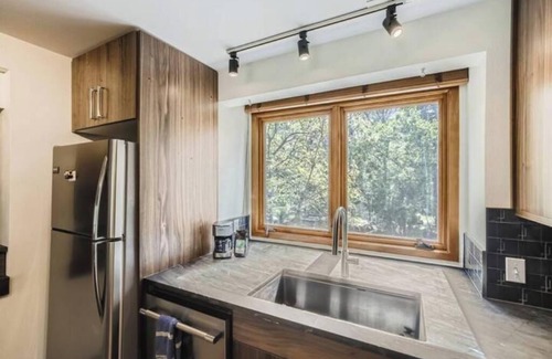 Central Boulder Apartment | Convenient 2 BDR near all things Downtown Boulder